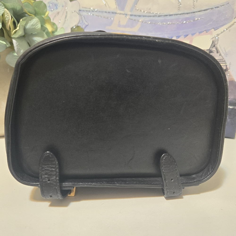 Vintage Salvatore Ferragamo Black Drawstring Leather Backpack - Picture 6 of 13